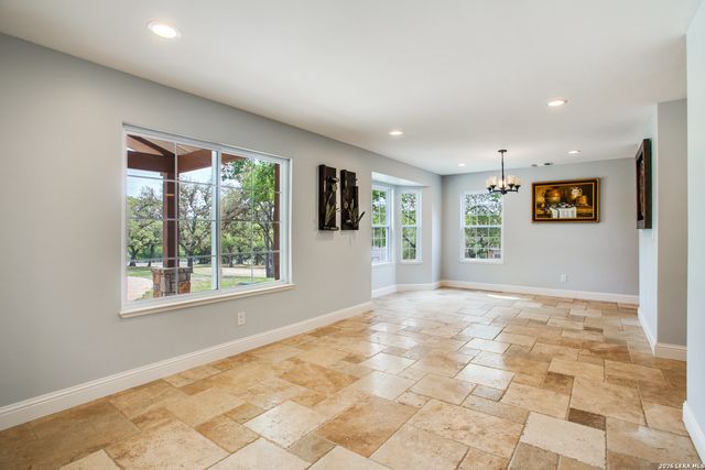 9730 Windwood Dr, Boerne, TX 78006