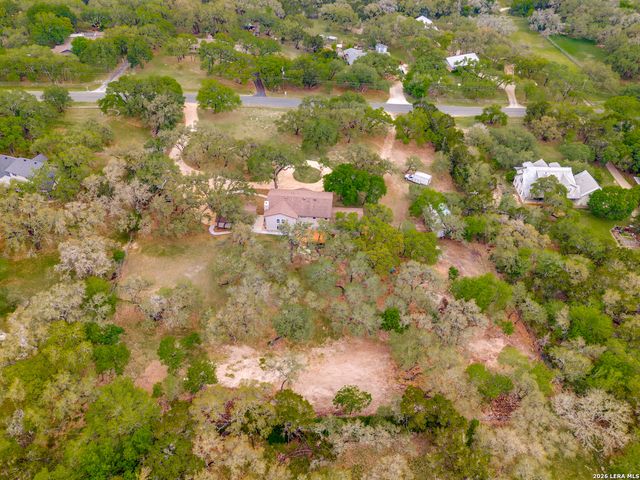 9730 Windwood Dr, Boerne, TX 78006