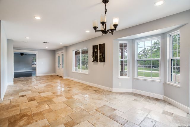 9730 Windwood Dr, Boerne, TX 78006