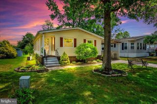 840 WOODCHUCK DR, Mt Laurel, NJ 08054