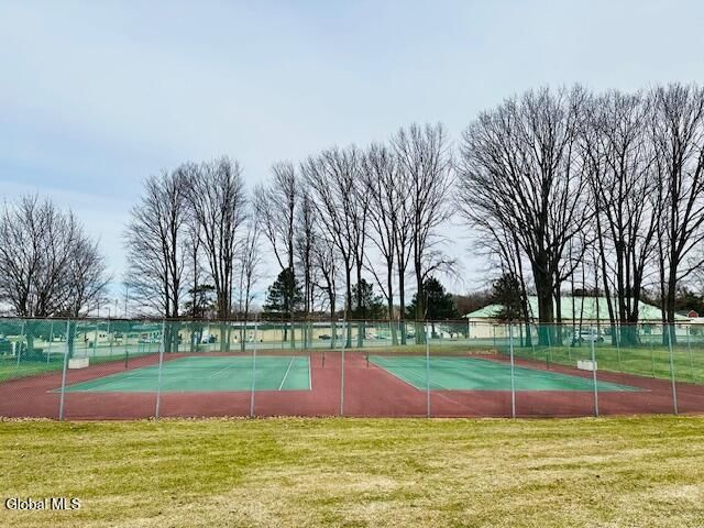 123 Hampton Place Boulevard, Troy, NY 12180