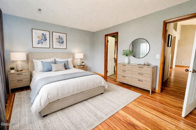 123 Hampton Place Boulevard, Troy, NY 12180