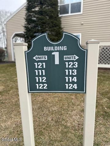 123 Hampton Place Boulevard, Troy, NY 12180