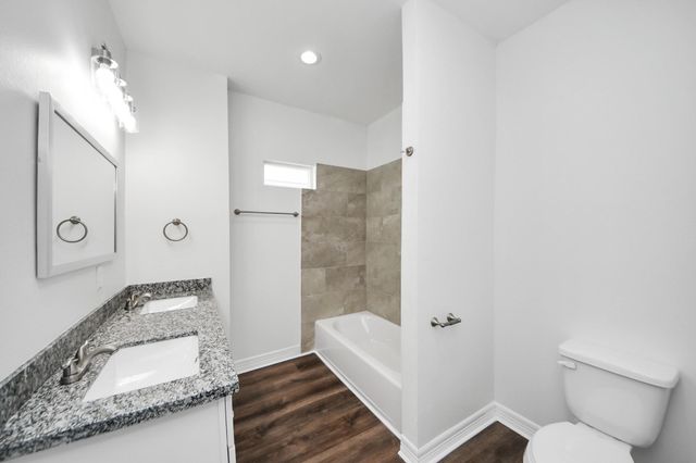 402 N 4th Street, Beasley, TX 77417