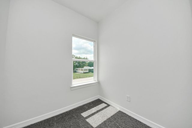 402 N 4th Street, Beasley, TX 77417