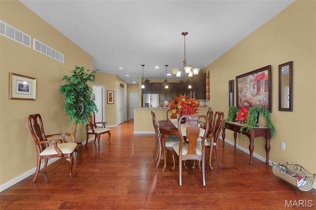 234 Coachgate Lane, Ballwin, MO 63021