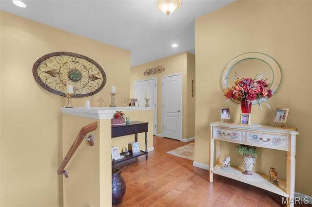 234 Coachgate Lane, Ballwin, MO 63021