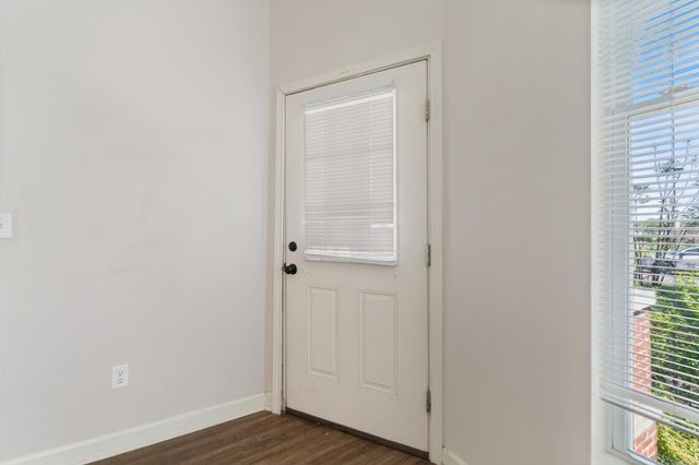 1403 Scott, Conway, AR 72032
