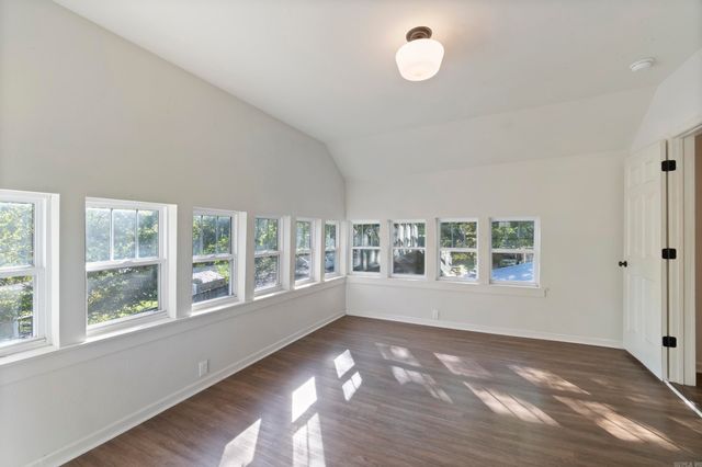 1403 Scott, Conway, AR 72032