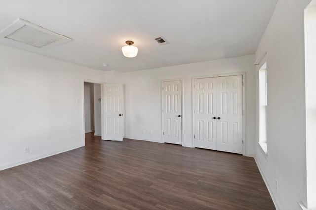 1403 Scott, Conway, AR 72032