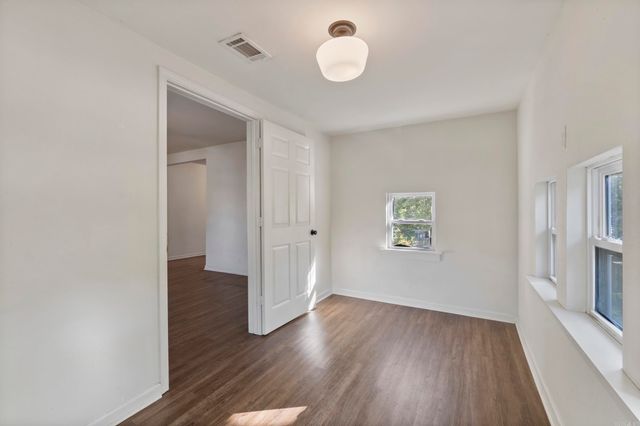 1403 Scott, Conway, AR 72032