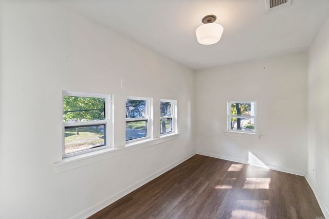 1403 Scott, Conway, AR 72032