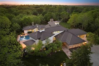 10625 W 192nd Place, Overland Park, KS 66083