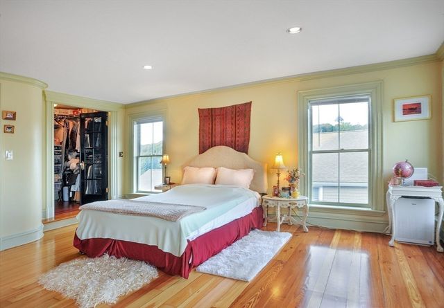 14 Highland Avenue, Hull, MA 02045