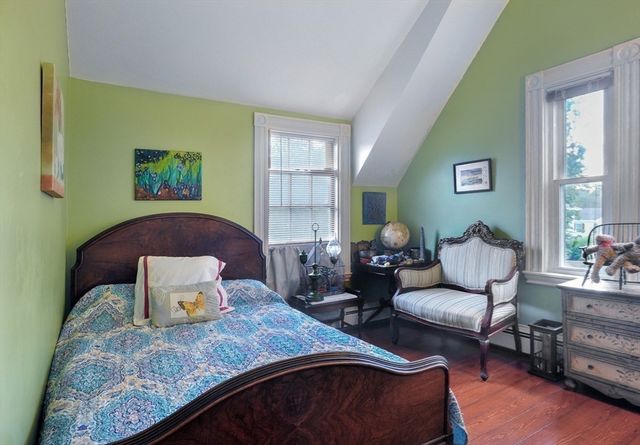 14 Highland Avenue, Hull, MA 02045