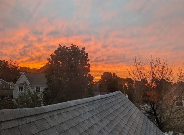 14 Highland Avenue, Hull, MA 02045