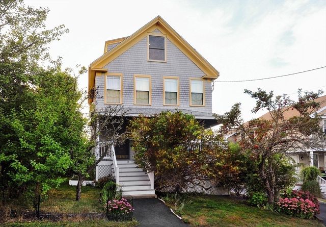 14 Highland Avenue, Hull, MA 02045