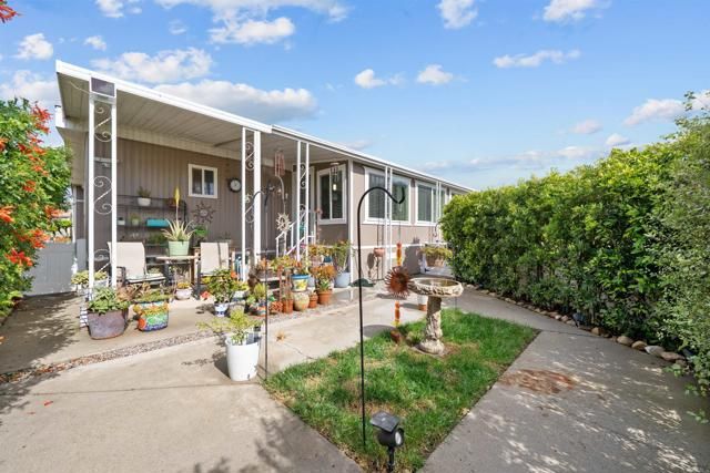 500 W Santa Maria Street 30, Santa Paula, CA 93060