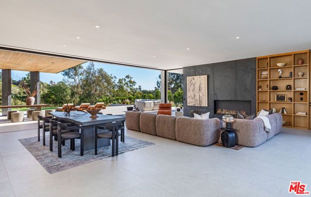 29200 Larkspur Lane, Malibu, CA 90265