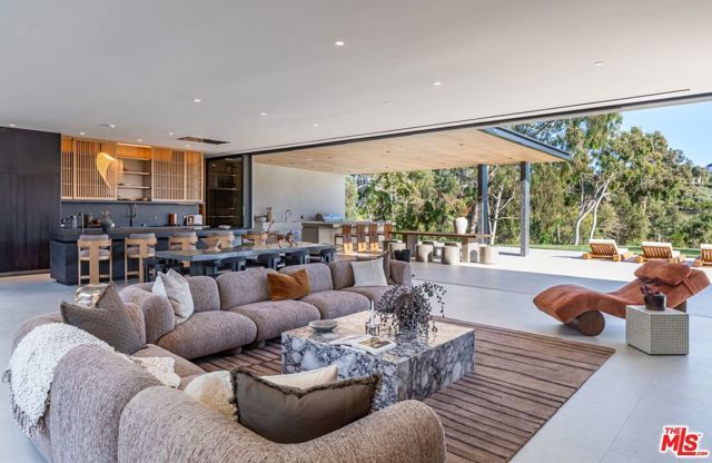 29200 Larkspur Lane, Malibu, CA 90265