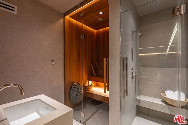 29200 Larkspur Lane, Malibu, CA 90265