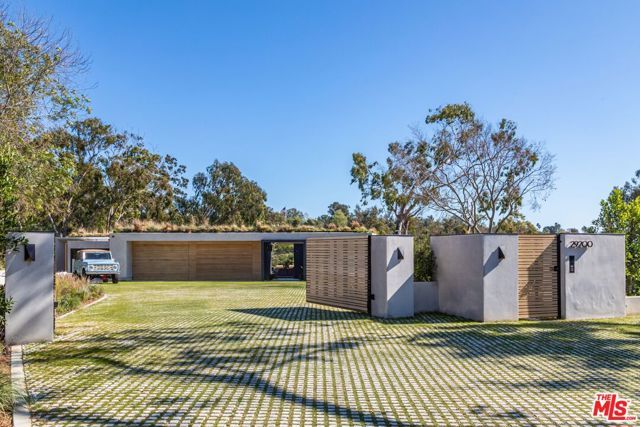 29200 Larkspur Lane, Malibu, CA 90265