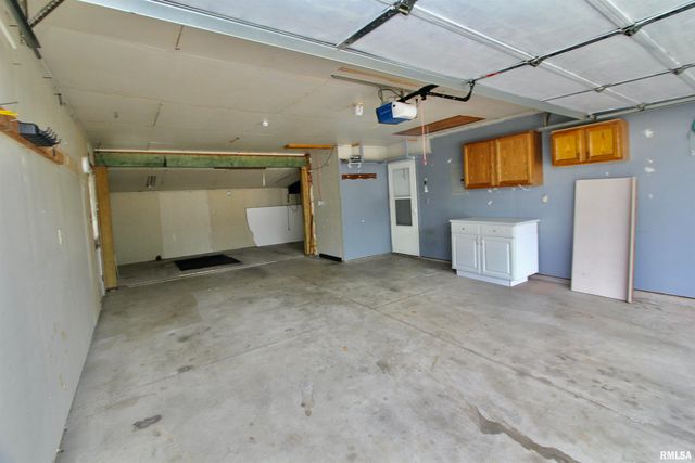 124 SHOSHONE Drive, East Peoria, IL 61611