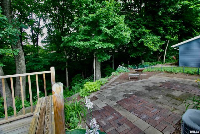 124 SHOSHONE Drive, East Peoria, IL 61611