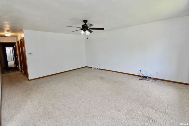 124 SHOSHONE Drive, East Peoria, IL 61611