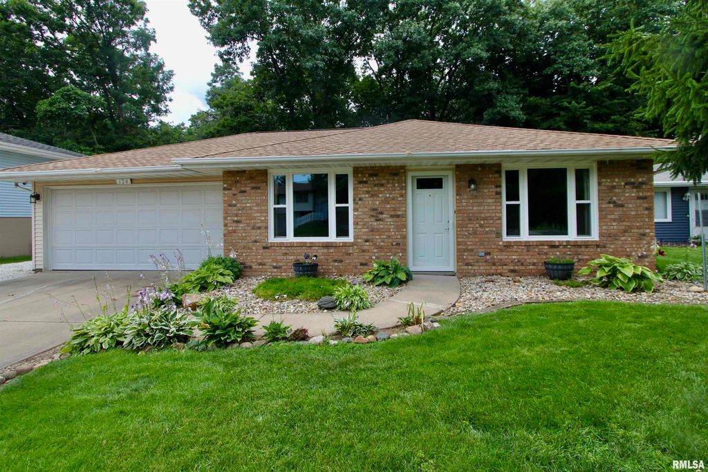 124 SHOSHONE Drive, East Peoria, IL 61611