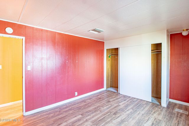 3300 15th Street West 109, Rosamond, CA 93560