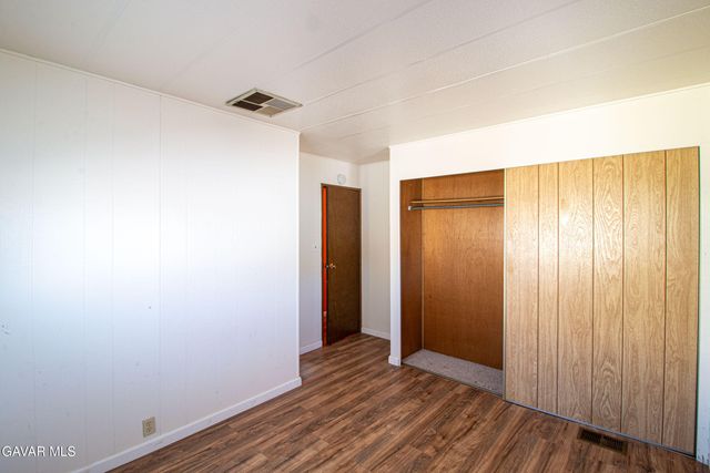 3300 15th Street West 109, Rosamond, CA 93560