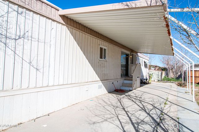 3300 15th Street West 109, Rosamond, CA 93560