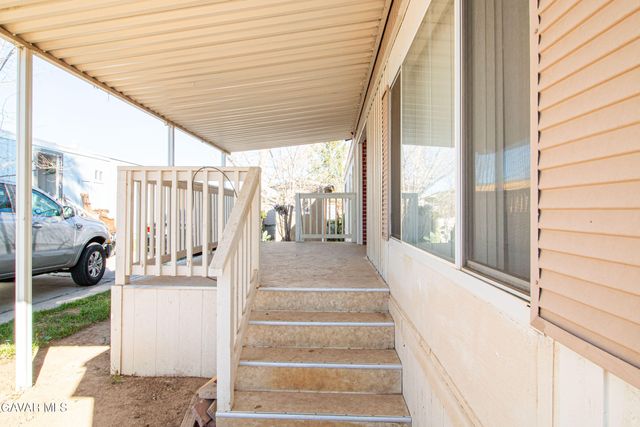 3300 15th Street West 109, Rosamond, CA 93560