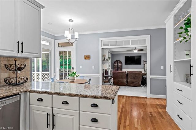 170 Whitmore Cove Court, Clemmons, NC 27012