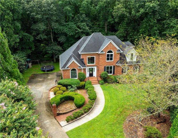 170 Whitmore Cove Court, Clemmons, NC 27012