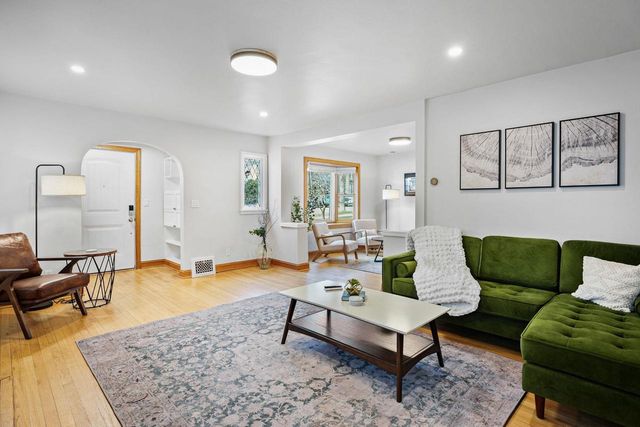 321 Glenway Street, Madison, WI 53705