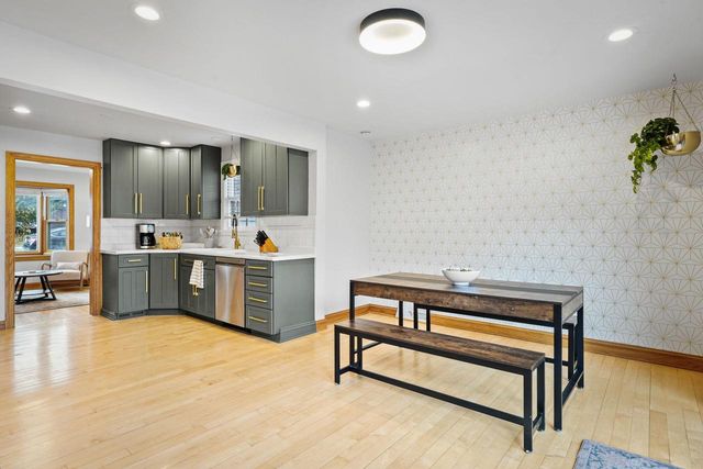 321 Glenway Street, Madison, WI 53705