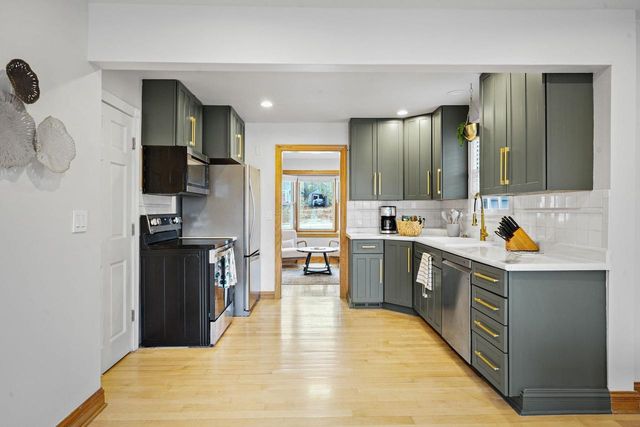 321 Glenway Street, Madison, WI 53705