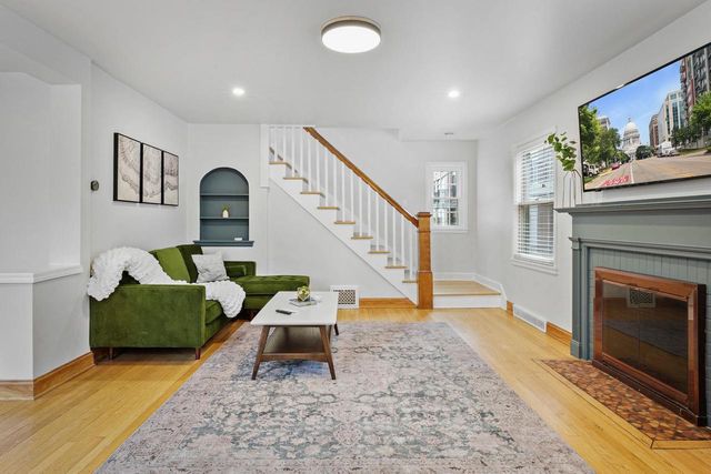 321 Glenway Street, Madison, WI 53705