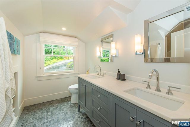 487 Highland Avenue, Montclair, NJ 07043