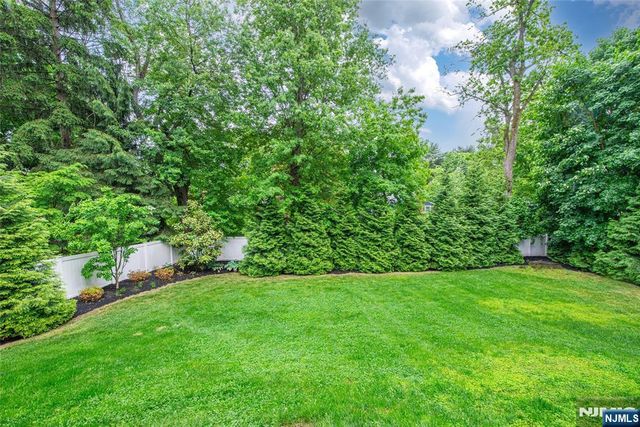 487 Highland Avenue, Montclair, NJ 07043