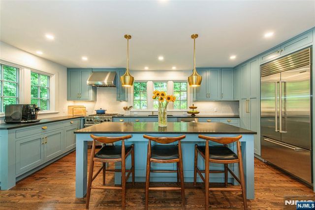 487 Highland Avenue, Montclair, NJ 07043
