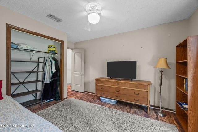 1313 CHINOOK Trail, Jacksonville, FL 32225