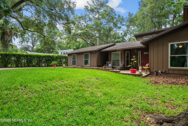 1313 CHINOOK Trail, Jacksonville, FL 32225