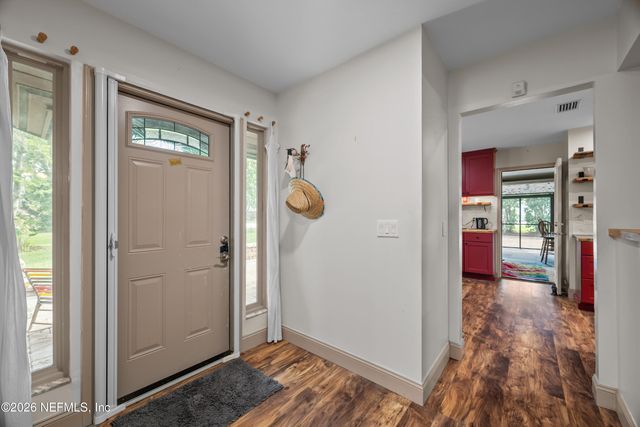 1313 CHINOOK Trail, Jacksonville, FL 32225