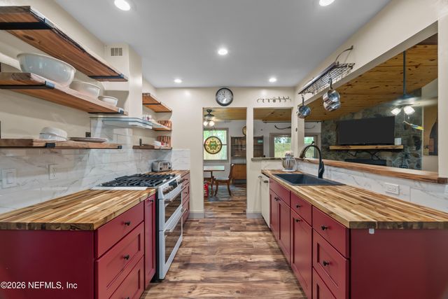 1313 CHINOOK Trail, Jacksonville, FL 32225