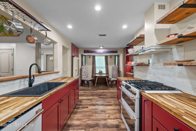 1313 CHINOOK Trail, Jacksonville, FL 32225