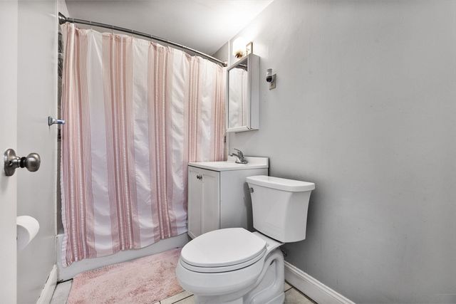 11 Riverside Ave 111, Danvers, MA 01923