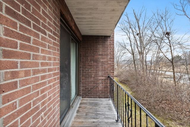 11 Riverside Ave 111, Danvers, MA 01923